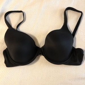 Victoria’s Secret Lined Bra 34B